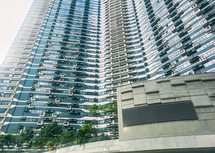 Apartment Urban Charm Cozy Meet 60 Air Swim Gym Park 300mb Manila