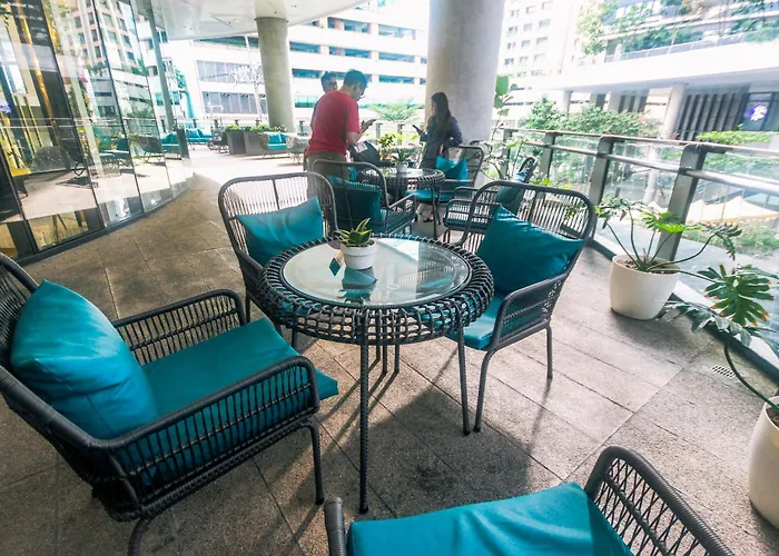 Urban Charm Cozy Meet 60 Air Swim Gym Park 300mb *